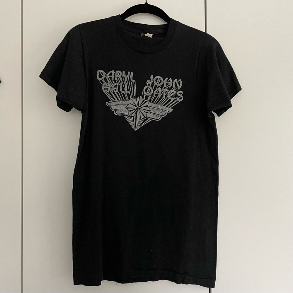 VINTAGE 1980s Hall & Oates Tour T shirt - EXCELLENT condition